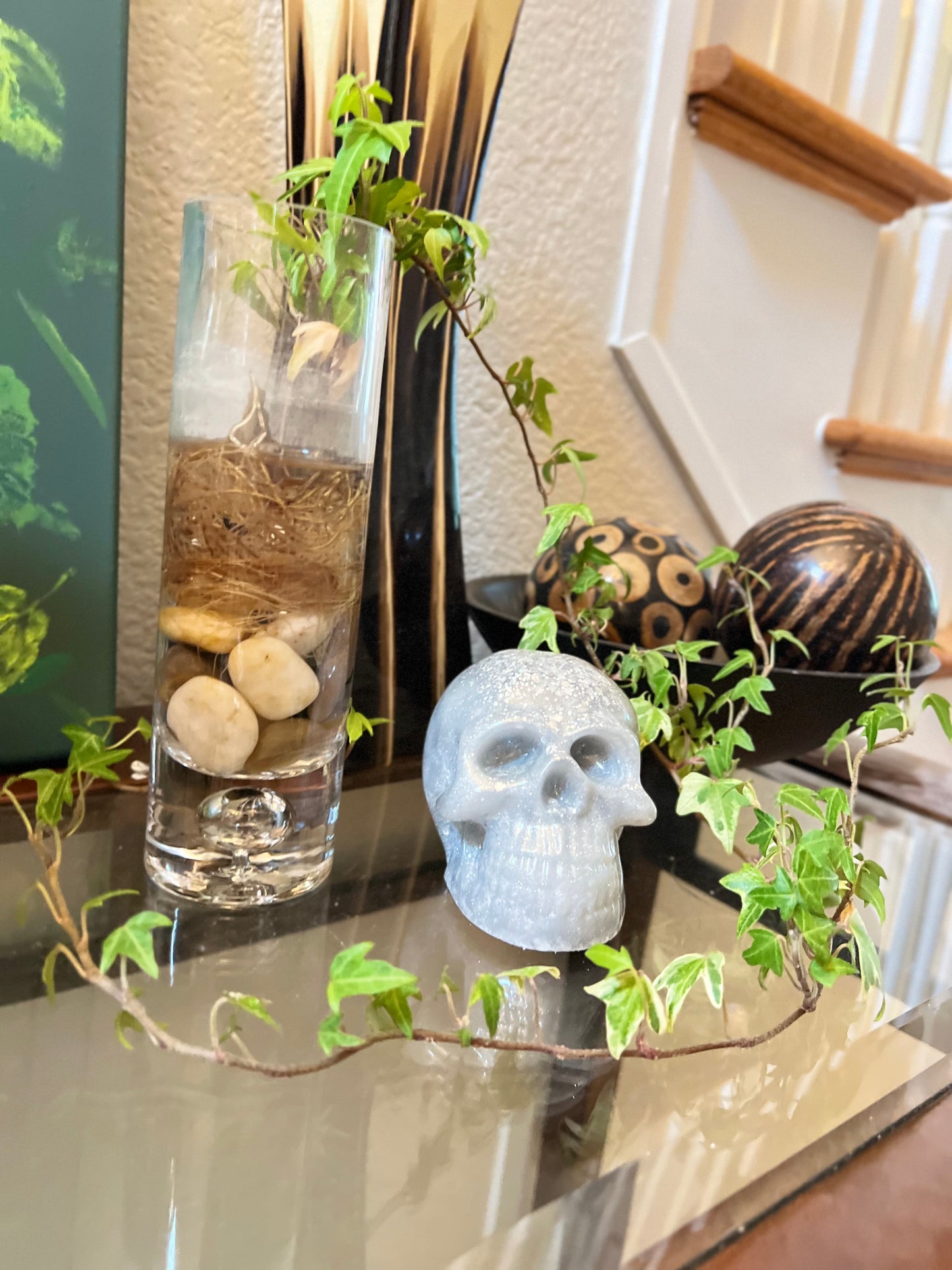 Resin Skull - Smooth, glitter with glow