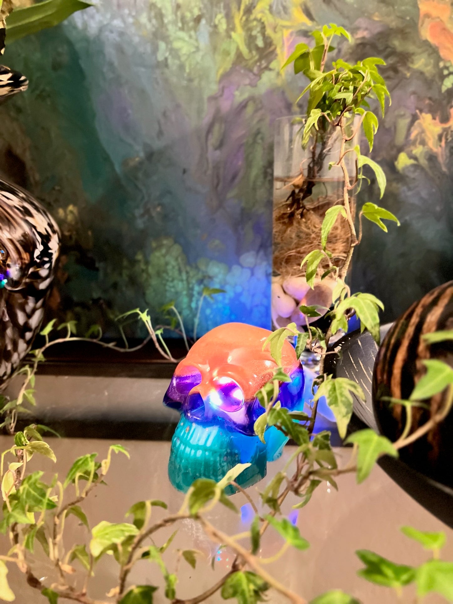 Resin Skull - Smooth light up with glow